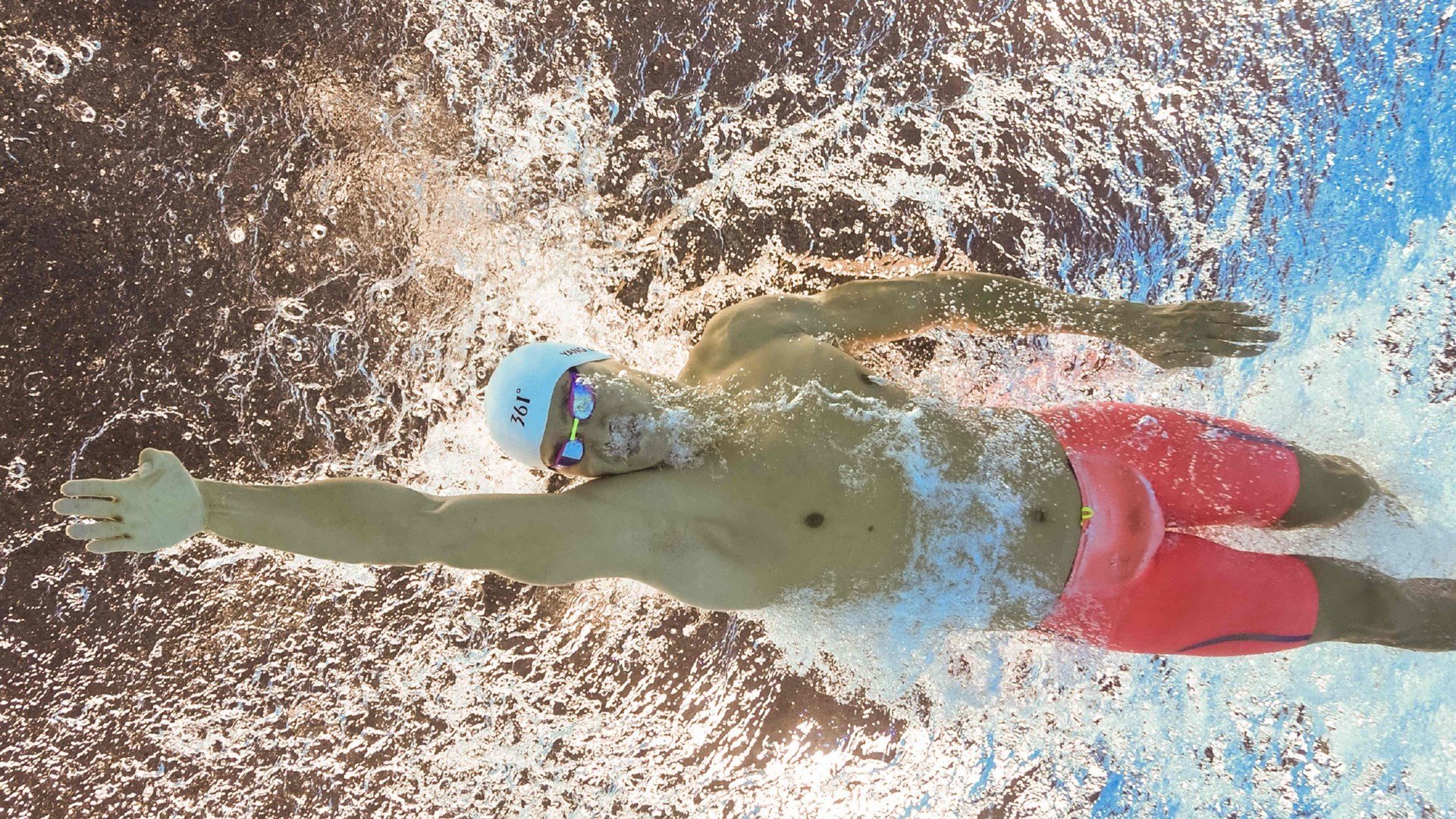 星空中国官网-“埃尔斯·霍斯特出色表现，成为南非队的支柱”